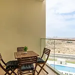 Stunning 1Br Apt In Rukan With Gym And Pool