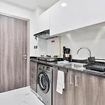 Stunning 1Br Apt In Rukan With Gym And Pool
