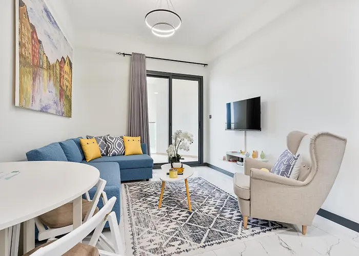 Stunning 1Br Apt In Rukan With Gym And Pool