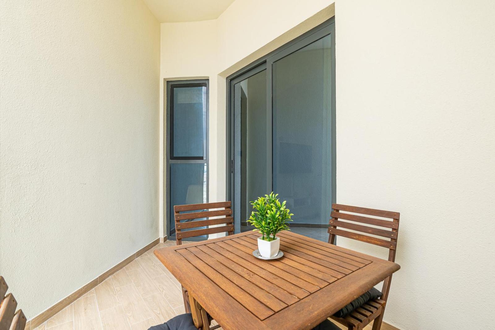 Apartment Stunning 1br In Rukan With Gym And Pool