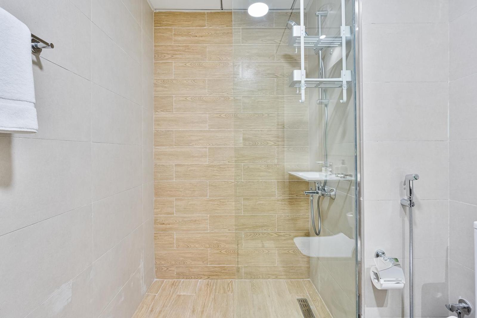 Stunning 1br In Rukan With Gym And Pool Dubai