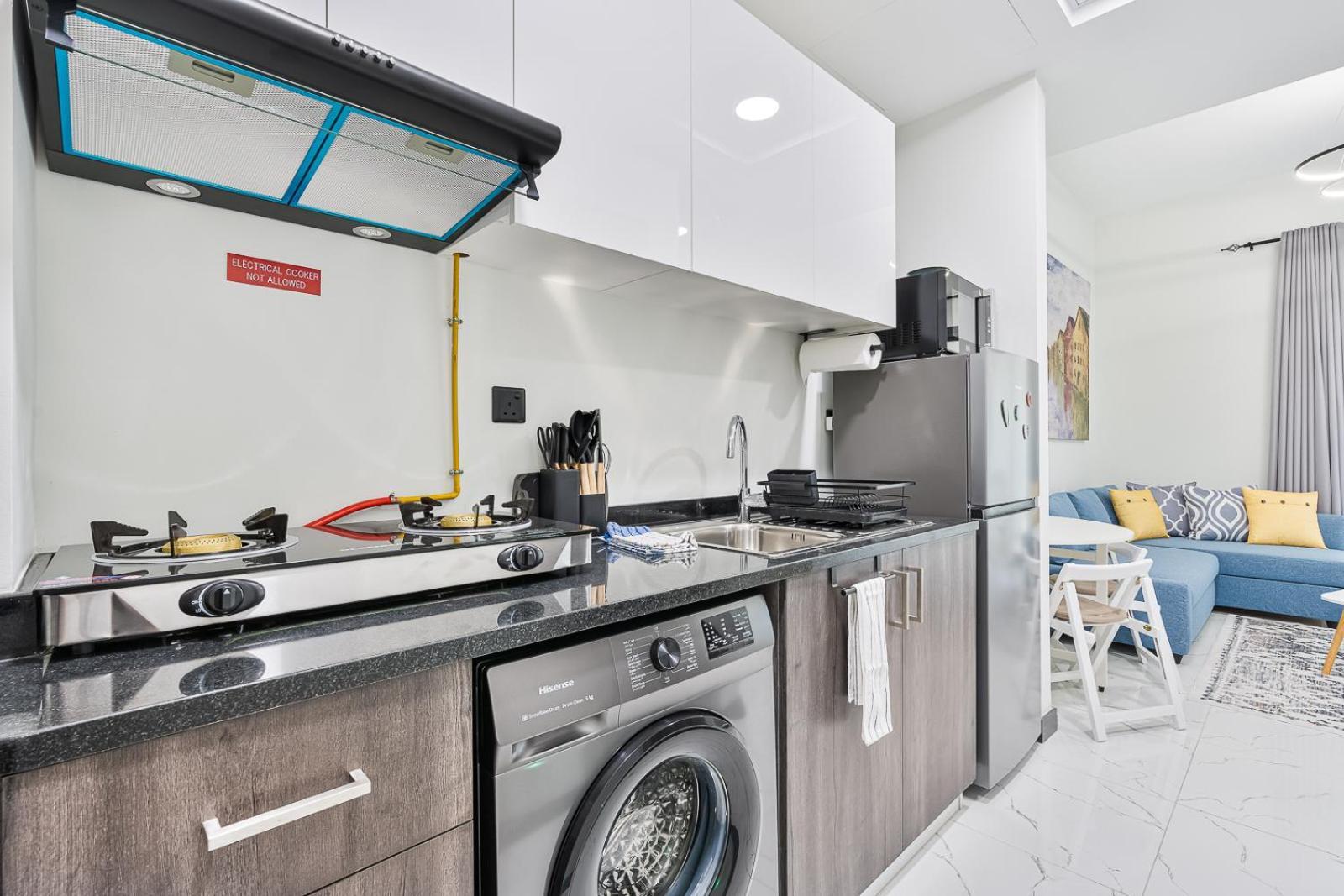 Stunning 1br In Rukan With Gym And Pool *